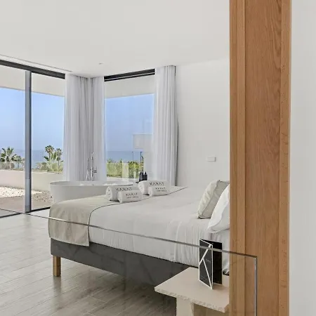 Karat Amatista Villa *